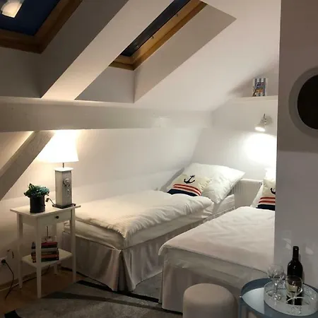 Blekit Privatunterkunft *